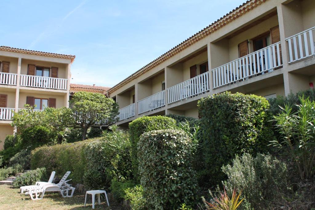 Studi-Hotel Residence Plein Voile Les Salles-sur-Verdon Exterior photo